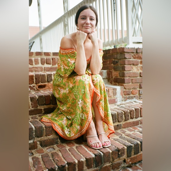 Off Shoulder Tropical Print Floral Smocked Maxi Dress - Picture 2 of 8